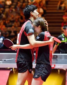 石川佳純と吉村真晴のハグが誤解を生んだシーンとは